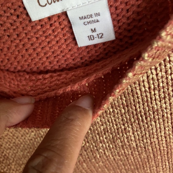 Shimmering metallic sweater for the holidays - Picture 3 of 4